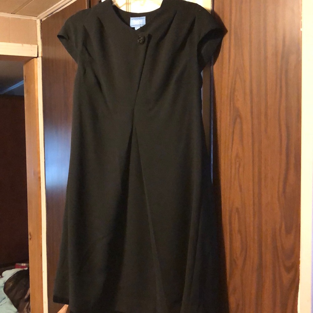Cute black dress